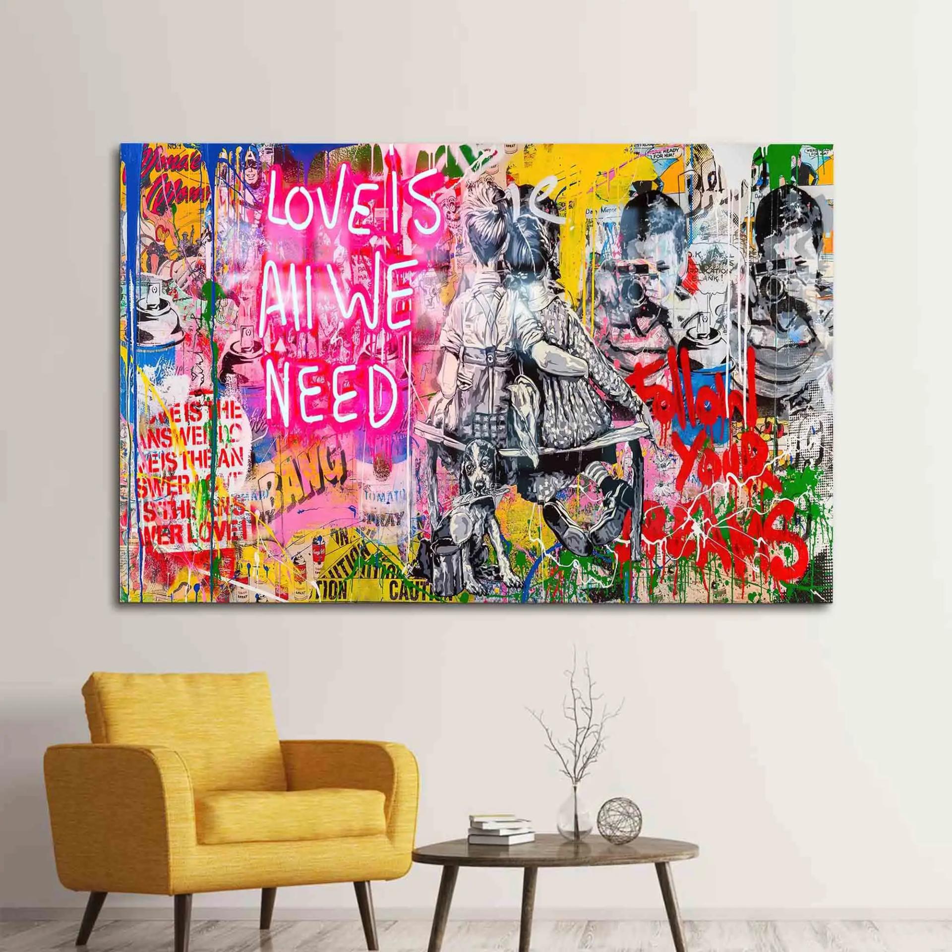 Elegant Printed Glass: Banksy-Inspired Love Graffiti Design