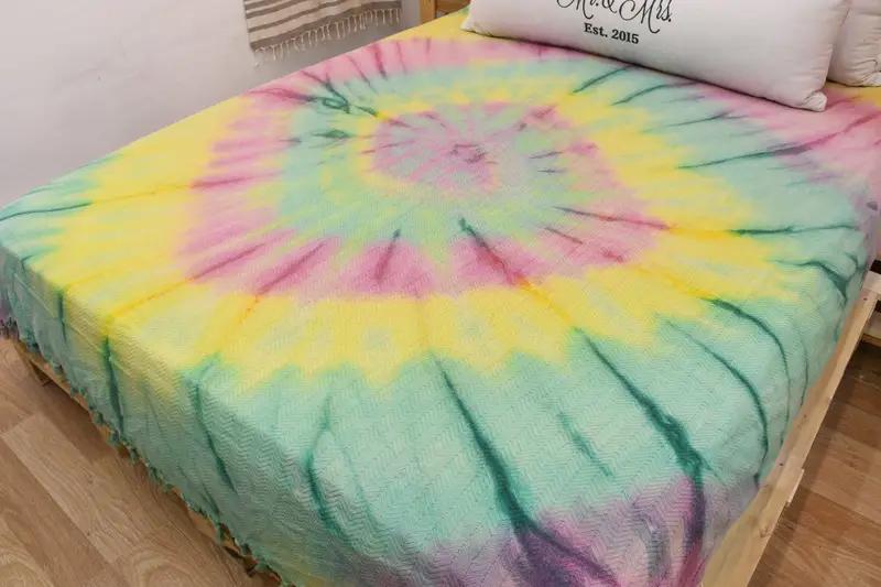 King Size Bedspread, Turkish Blanket Throw, 92x68 Cotton Tie Dye Chevron Towel, Throw Blanket, Bedspread, Christmas Tablecloth, Boho Throw Blankets - 1